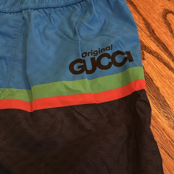 Gucci boys swim trunks size 12 - Picture 2 of 4